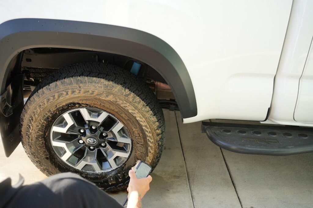 exterior car detailing